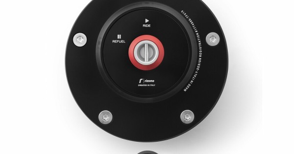 Rizoma Locking Fuel Cap | Black | Kawasaki Models (ZX-10R / ZX-6R
